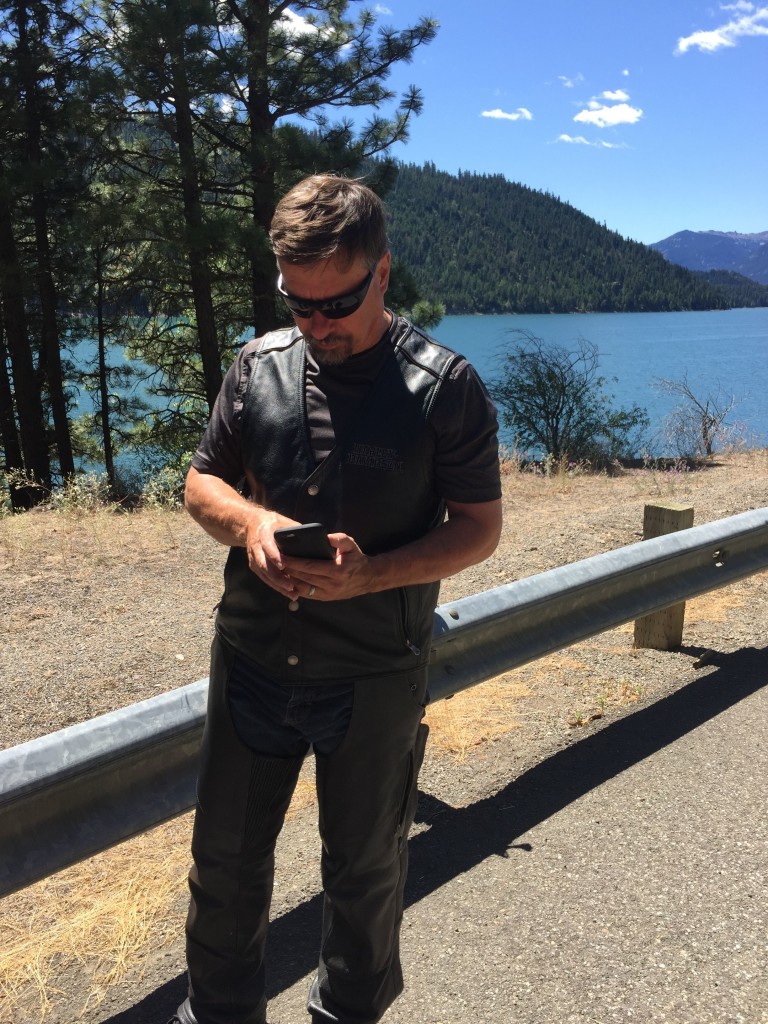 We are at the beautiful Rimrock Lake near Yakima and two jet fighters just blazed above the lake. So, what's Carl doing? Facing away from the lake and trying to see his screen to post photos when there is no service whatsoever.